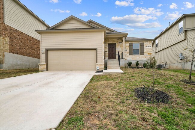 Building Photo - 3 Bedroom/2 Bath Escalera Subdivision