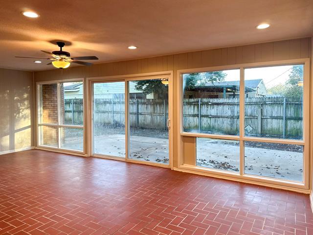 Photo - 1505 Ronne Dr