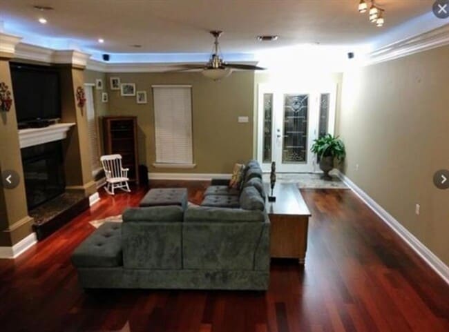 Photo - 3212 Debouchel Blvd