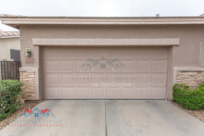 Photo - 2058 S Longwood