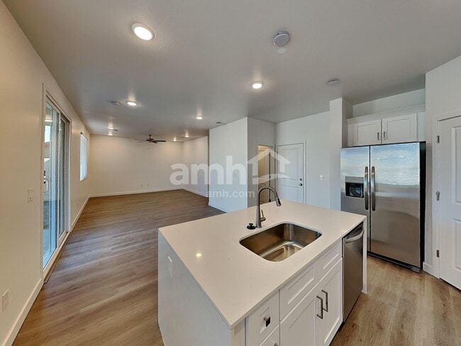 Photo - 12618 W Flynn Ln