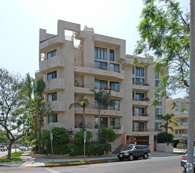 Photo - 8544 Burton Way