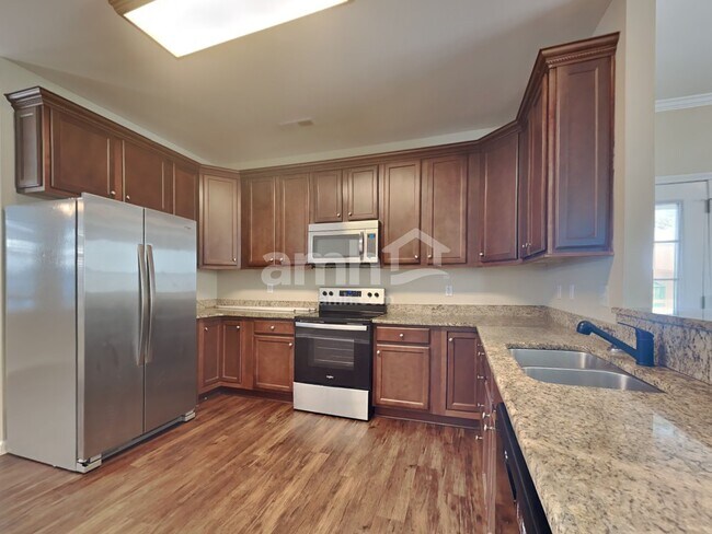 Photo - 104 Brick Greens Ct