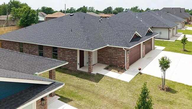 Photo - 212 NW 122nd St