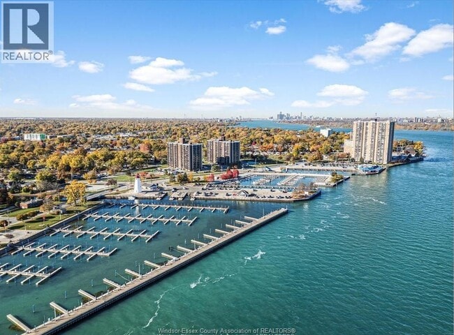 Photo - 9099 Riverside Dr E Unité W401