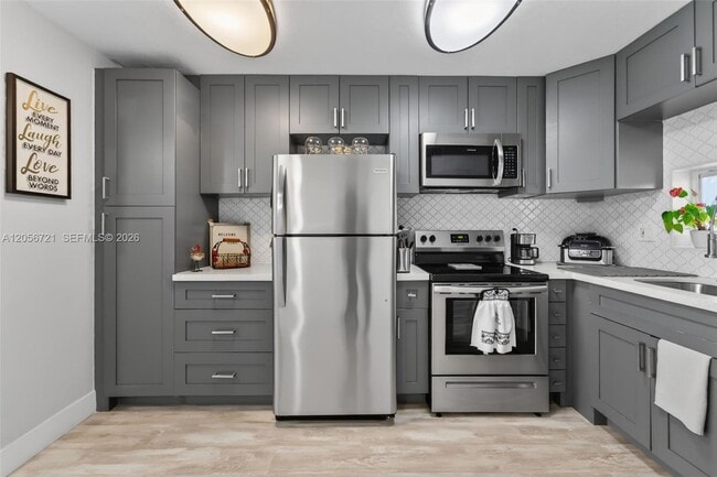 Photo - 681 S Hollybrook Dr Unit 310