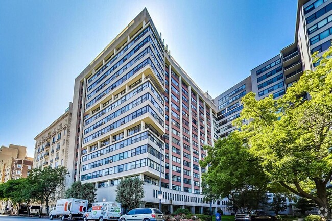 Building Photo - 3420 N Lake Shore Dr Unit 17LM Rental
