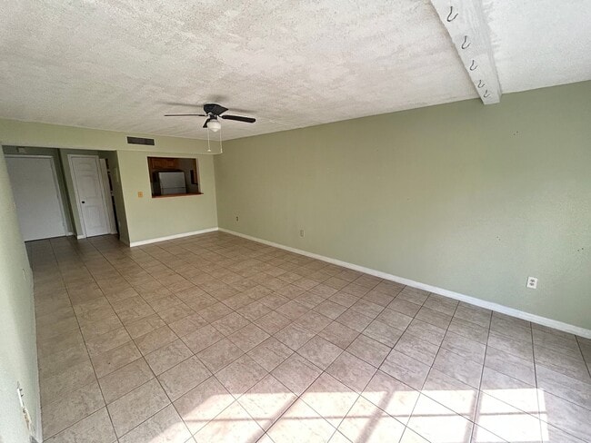 Photo - 3706 Broadway Unit 18