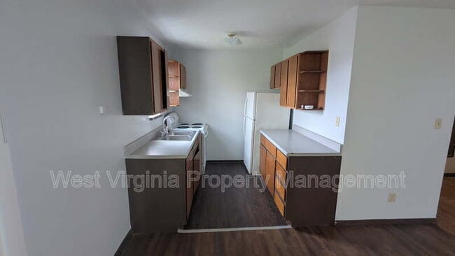 Photo - 9 Lair of II