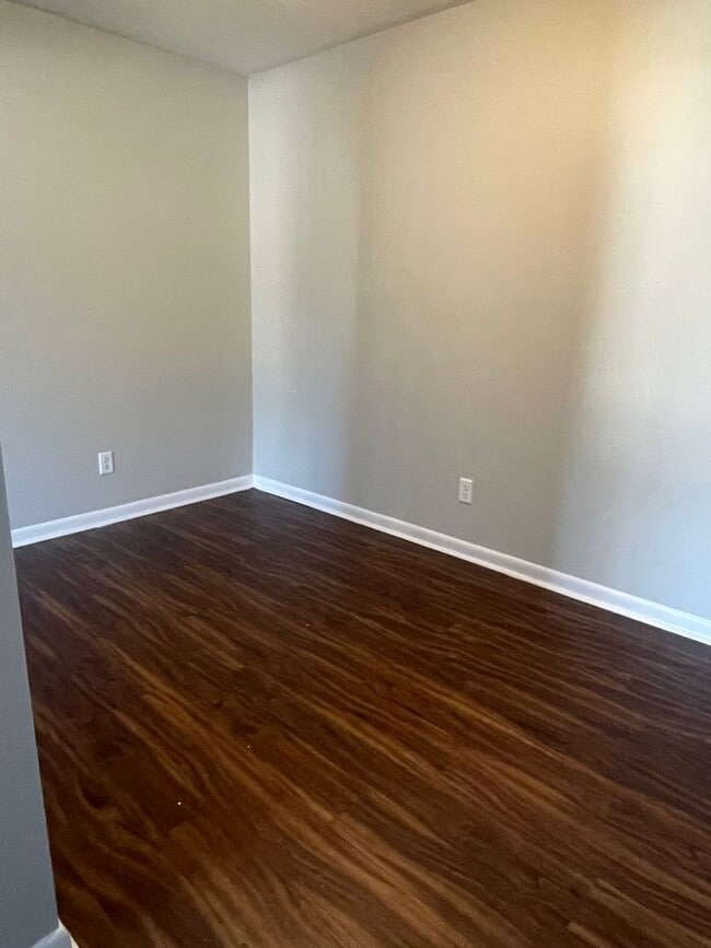 Photo - Check Out This 2BD/1B Apartment in Hahira Unit 924 - A