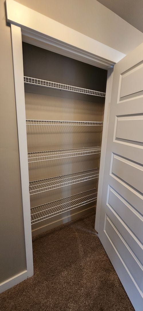 Photo - Stunning 3 Bedroom Townhome at The District!!