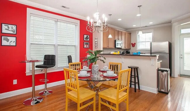 Photo - Room in House on Dubois Court