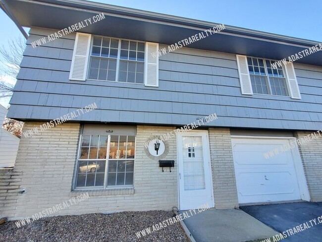 Updated 2 Bed 1 Bath Overland Park Duplex-... - Updated 2 Bed 1 Bath Overland Park Duplex-... Casa