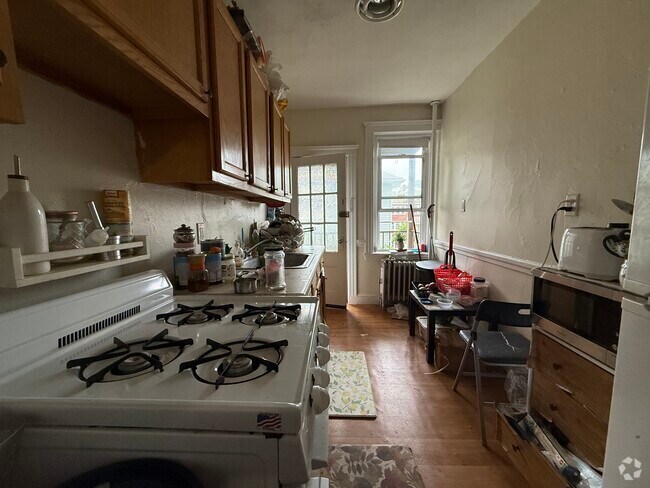 Building Photo - 124 Washington St Unit 37 Rental