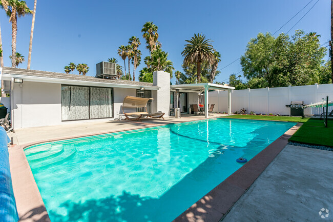 Building Photo - 6345 Jumilla Ave Rental