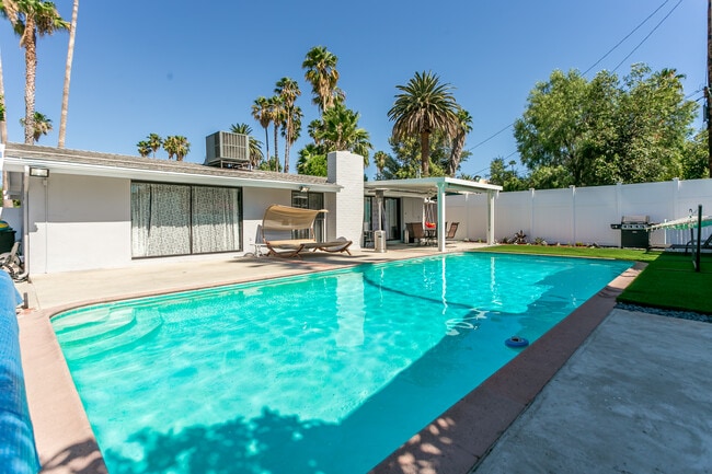 Photo - 6345 Jumilla Ave Casa