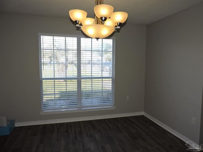 Photo - 2541 Gulf Breeze Ave