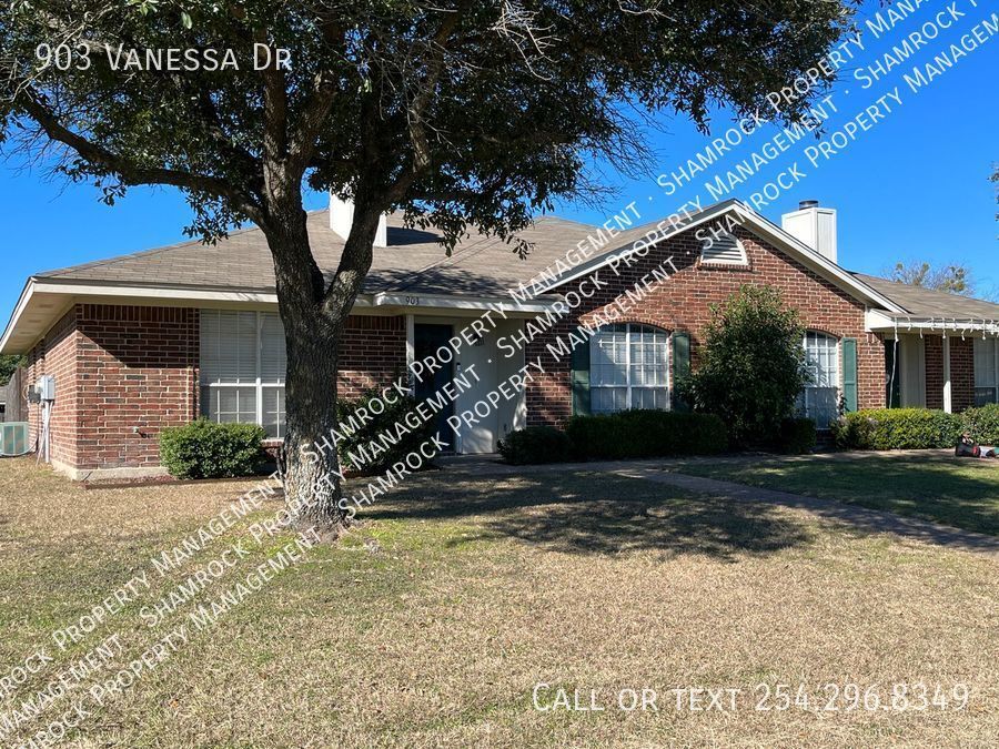 Hewitt Duplex - Hewitt Duplex House