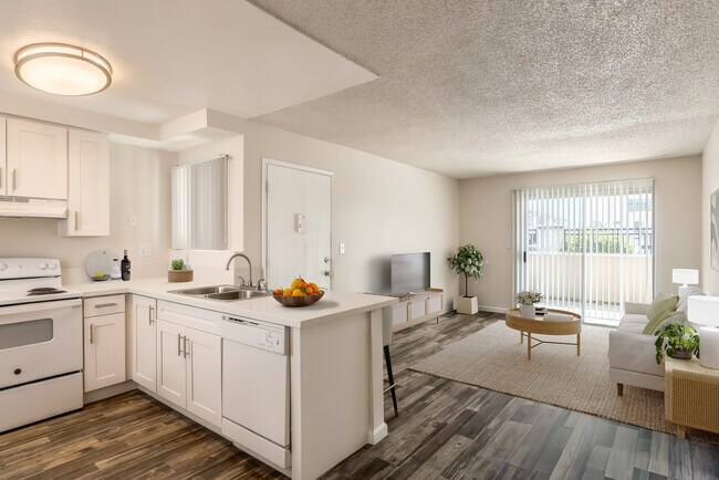Greenbrier Apartments
