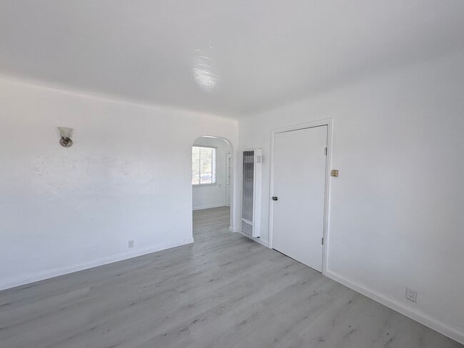 Photo - 6115 Riverside Ave Unit 6115 Apt B