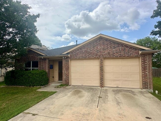 Photo - 124 Spruce Dr