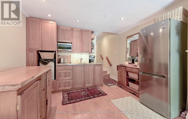 Photo - 641 Balliol St