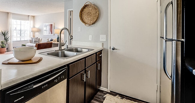 Photo - Bella Solara Apartment Homes