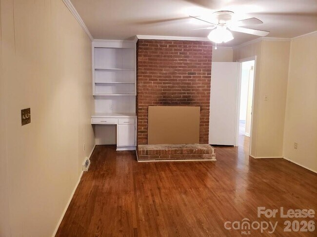 Photo - 5209 Caravel Ct