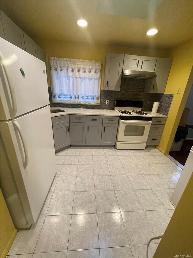 Photo - 257-20 148th Ave