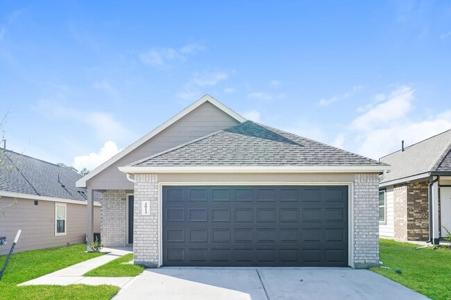 Building Photo - 2812 Briggs Dr