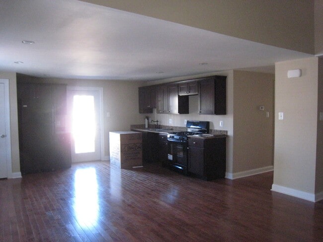 Photo - 224 Old York Rd Unit # 2 - Second Floor