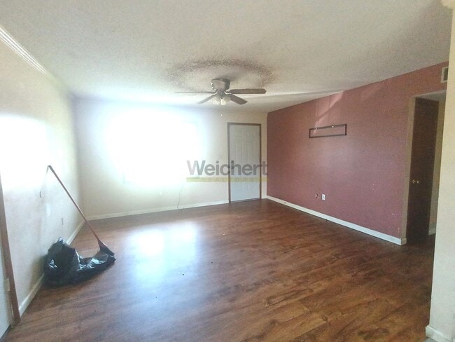Photo - Cozy 3bed/1bath house with spacious yard