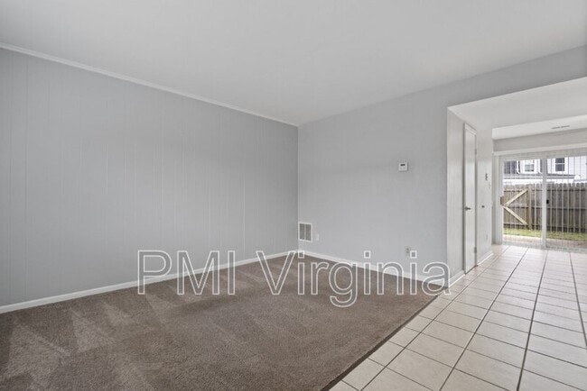 Photo - 1257 Green Cedar Ln