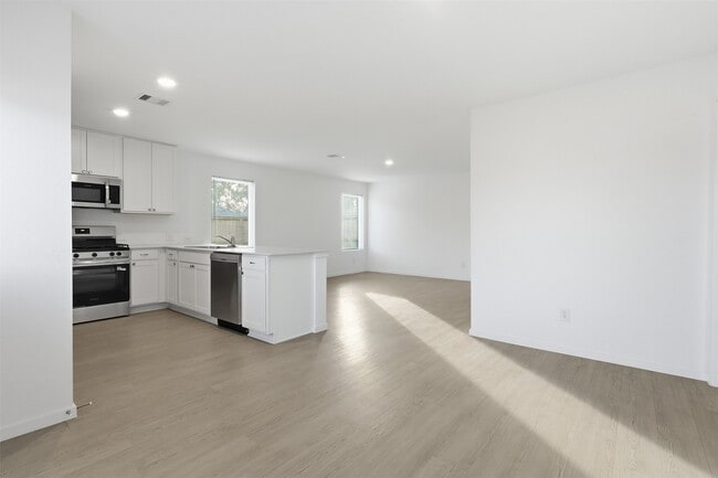 Photo - 1506 Amber Skies Ln