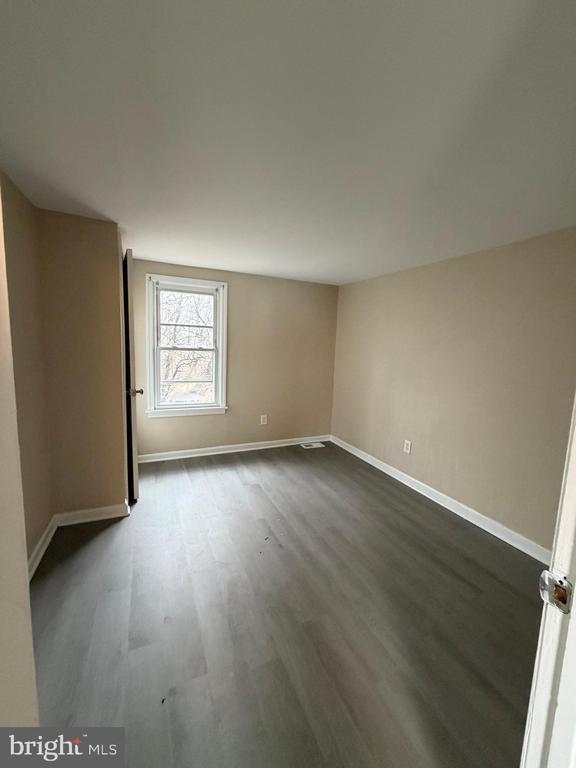 Photo - 1265 Walter Ave