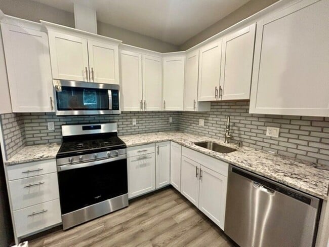 5683 Sunstone Pl
