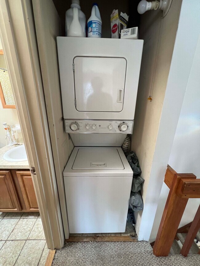 Photo - 2338 Perot St Unidad 4