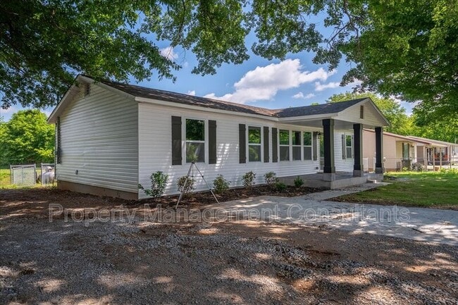 Photo - 789 Little Cove Rd