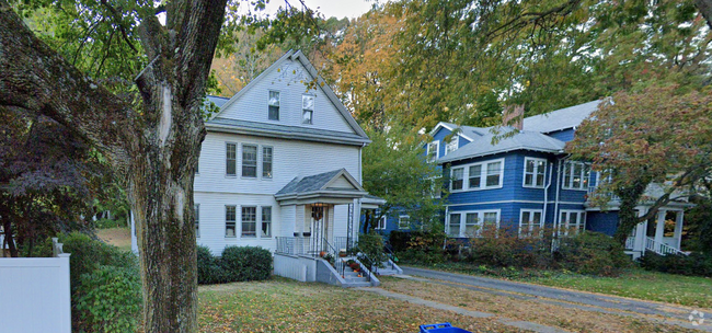 Building Photo - 283 Lowell Ave Unit 1 Rental