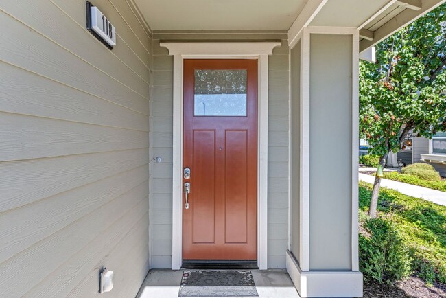 Photo - 118 Bonano Ln