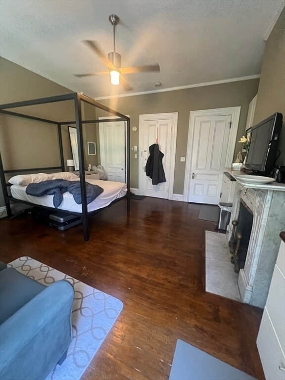 Photo - 323 Beacon St Unidad #6