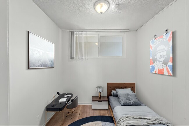 Staged Den/Small mini bedroom-Floor Plan E