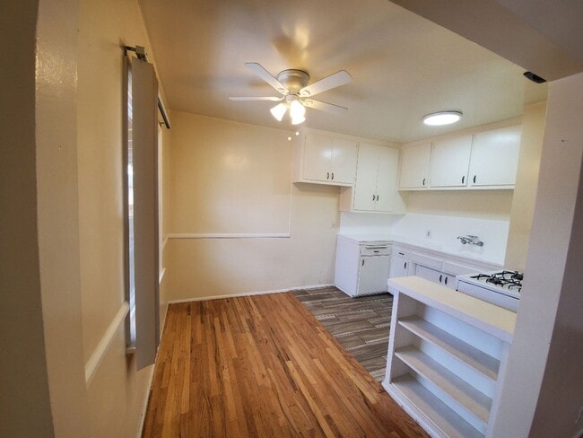 Photo - 1-Bedroom 1 bath unit in Van Nuys Unit 15908-5