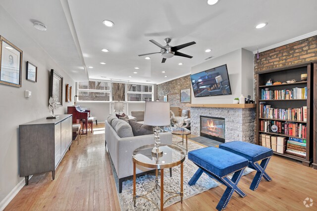 Building Photo - 1340 N Wolcott Ave Rental