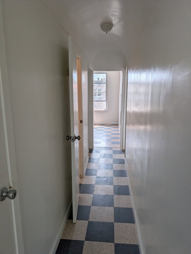 Photo - 28-19 Steinway St Unit 3 floor