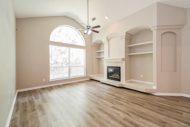 Photo - 7915 Timberlin Park Blvd