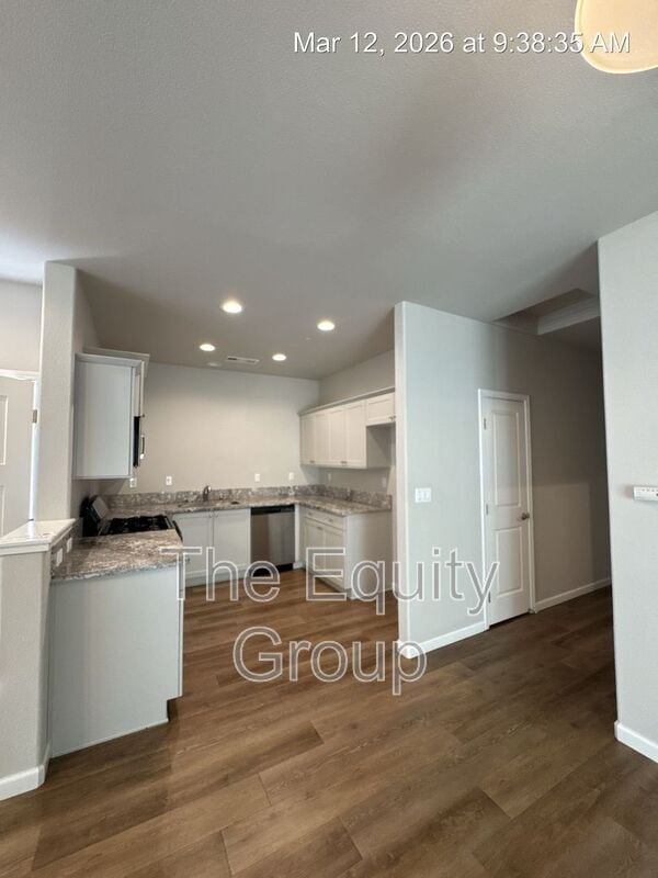 Photo - 518 S Summit St Unit 102