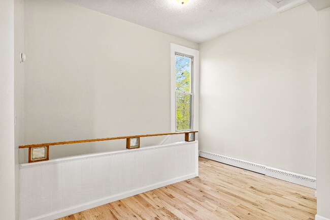 Photo - 139 Boswell Ave Unit 2B