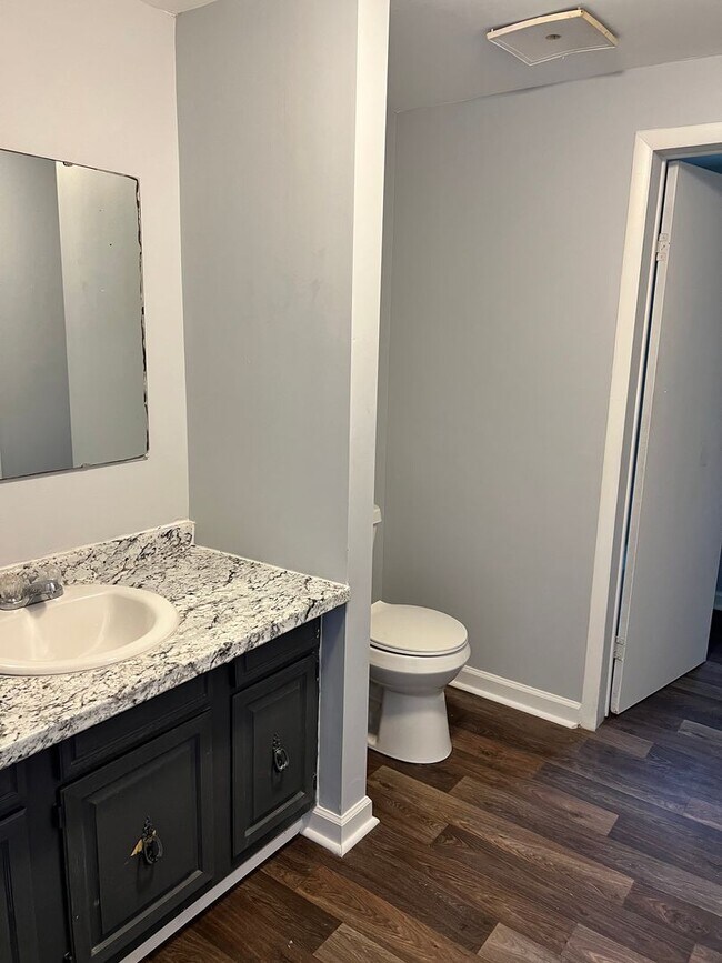 Photo - 620 Dashland Dr