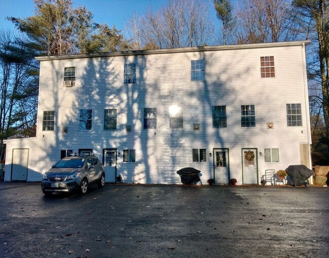 Photo - 77 Bunker St